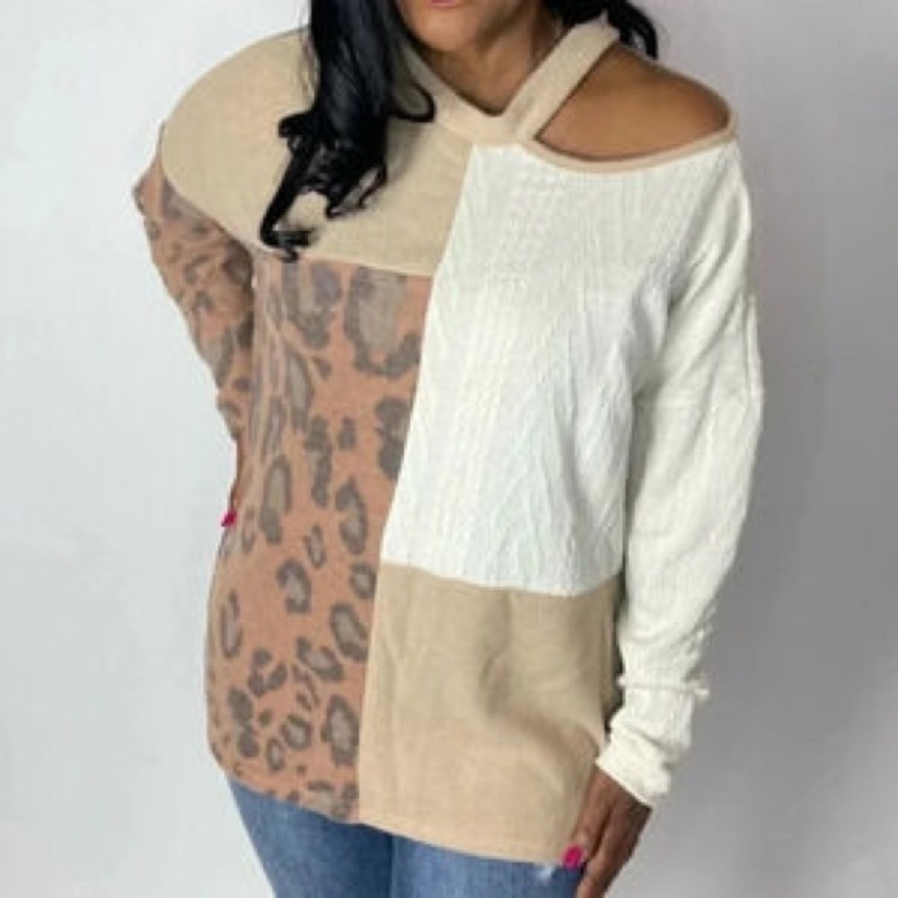 Hailey & Co Color Block Asymetric Cutout Shoulder Leopard Print Top. Sz L